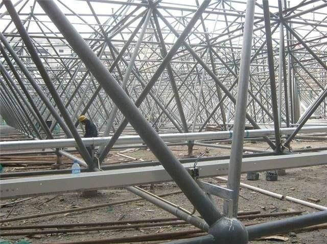 什邡盘点螺栓球网架对选材方面的4点要求